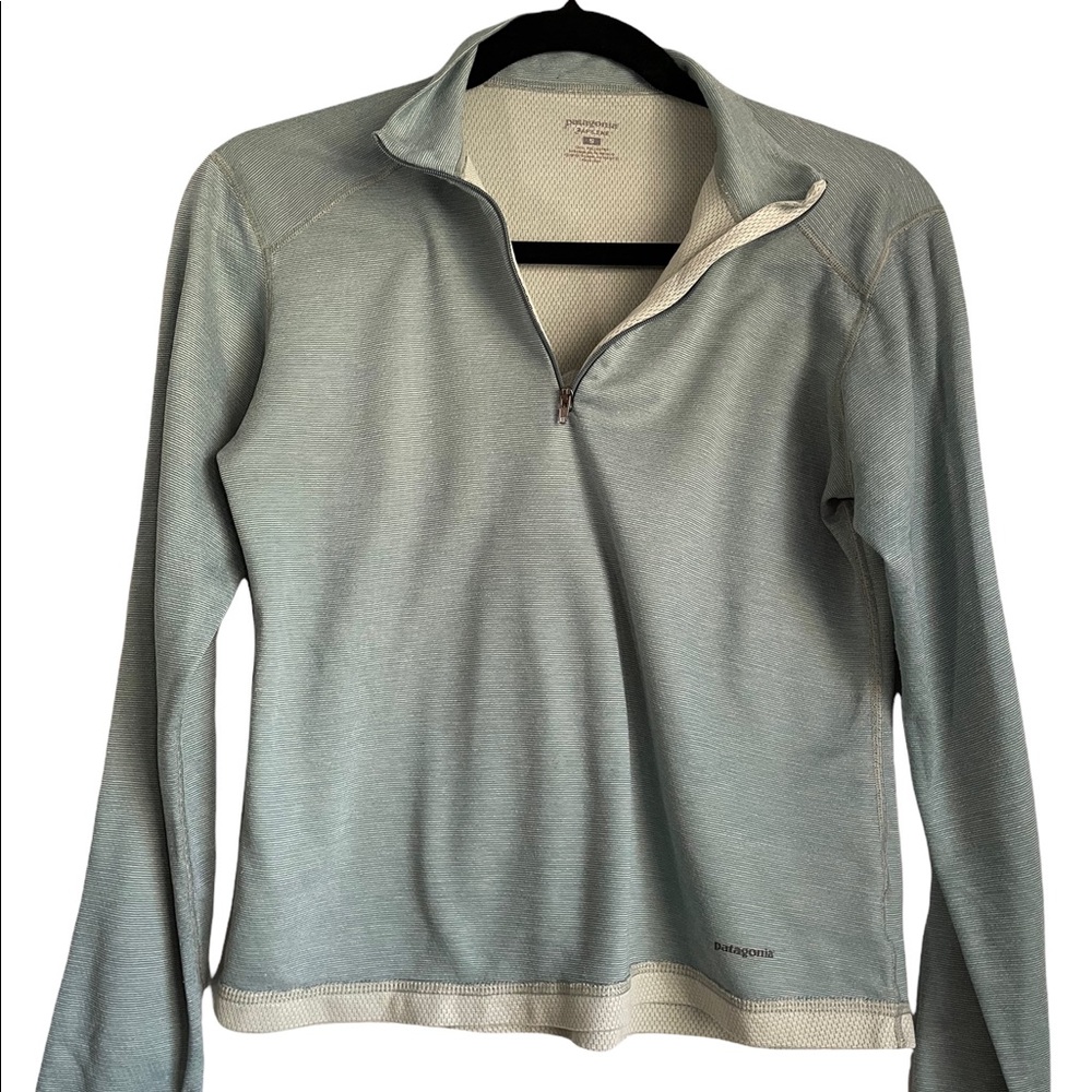 Patagonia women's capilene base layer top, Small
